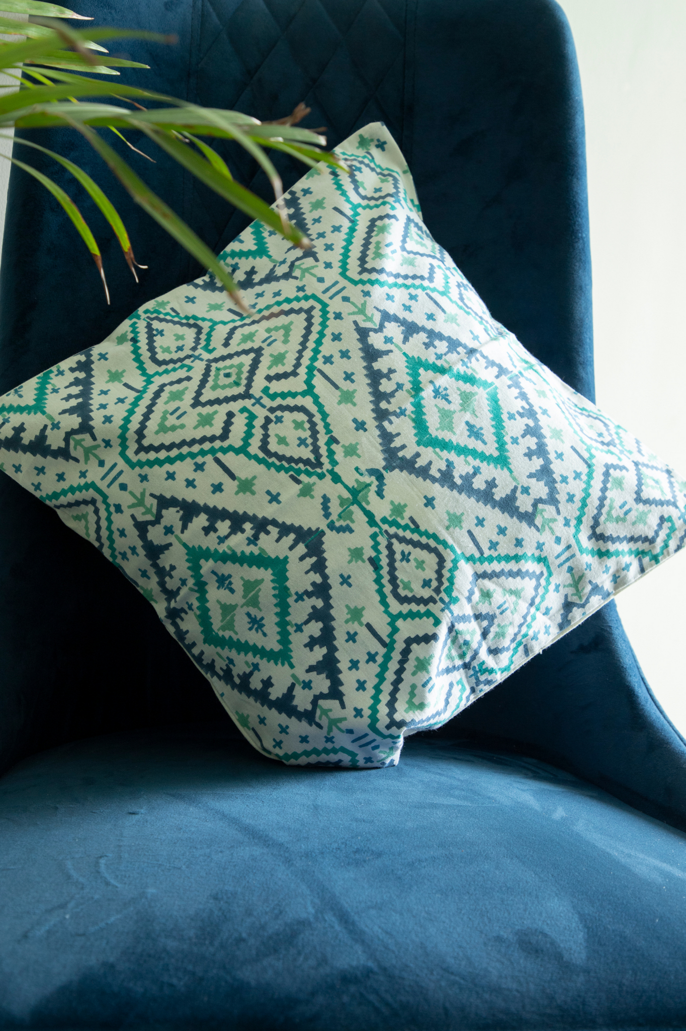 Blue & Turquoise Geometric Design Throw/Cushion Cover