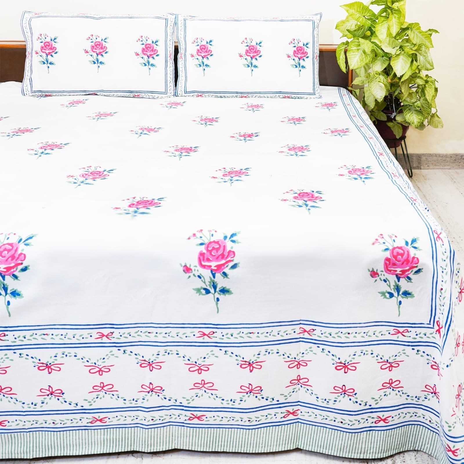 ROSY RETREAT HAND BLOCK PRINT LINEN/BEDSHEET WITH RED ROSE AND GREEN LEAVES W/PILLOW COVERS QUEEN SIZE - 229cm*275cm-size)