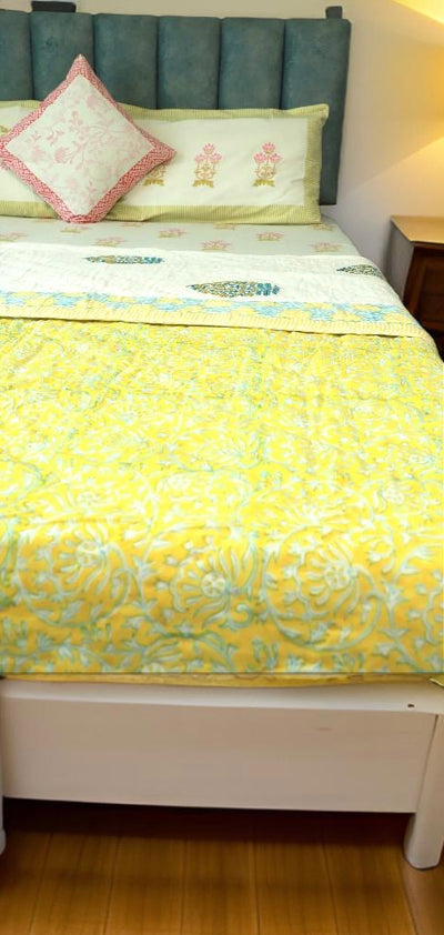 Artisan Touch ( AC )Cotton Heritage Quilt / Duvet with Mughal Vine Hand Block Print (King)