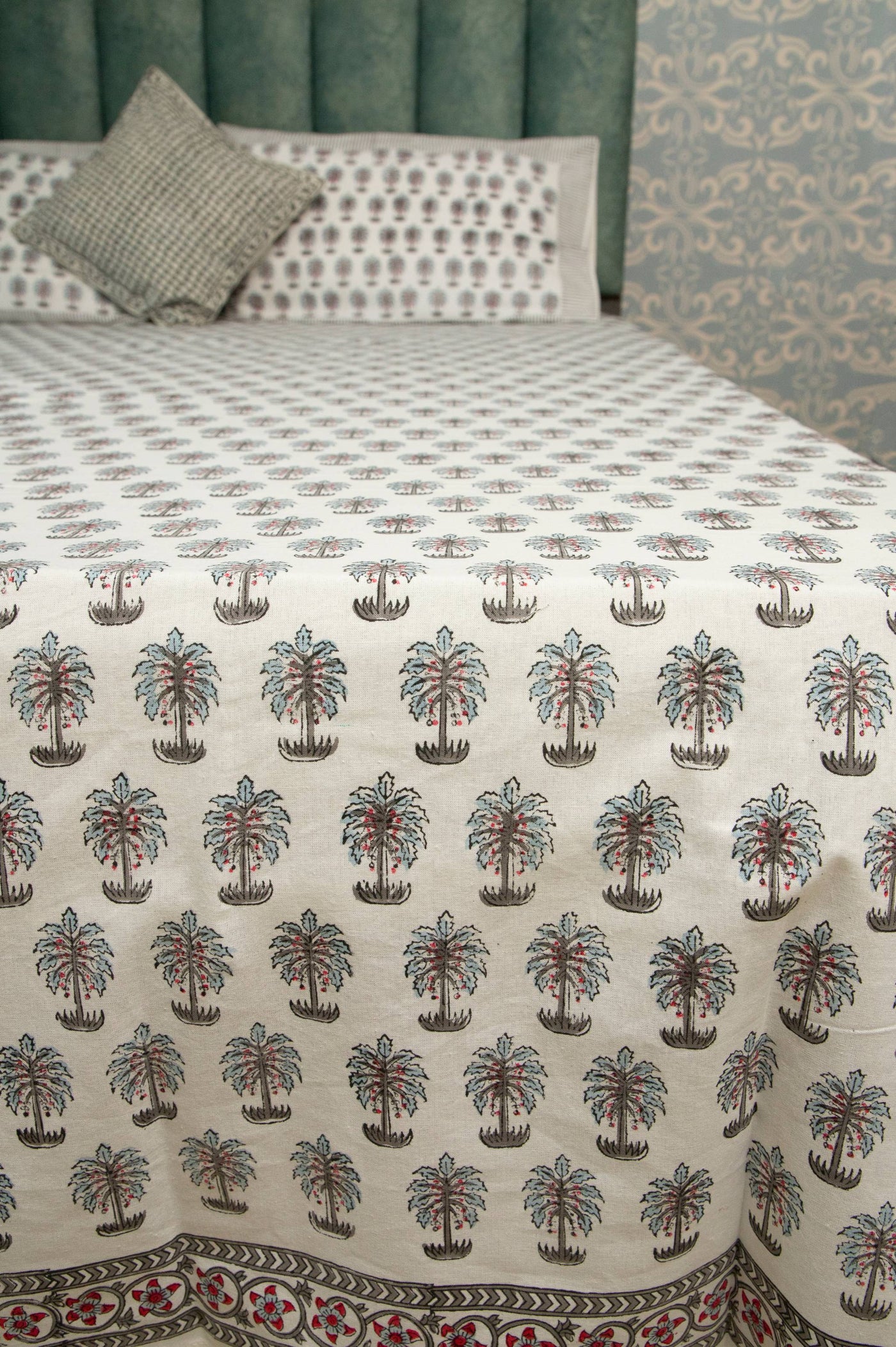 Eco Crafted Heritage Bedsheet/Linen (Queen- 229cm*275cm)