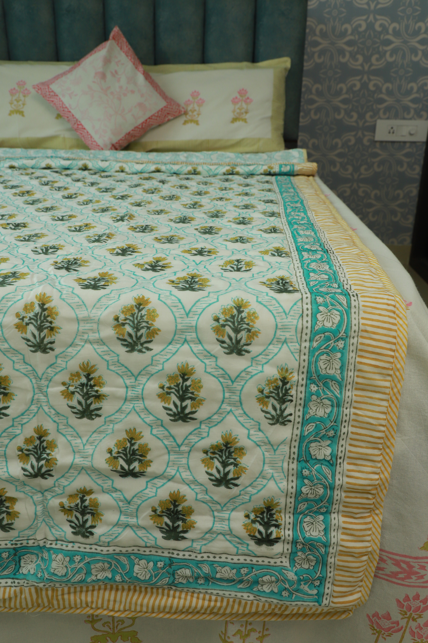 Artisan Touch Cotton Heritage Quilt/Duvet (Queen)