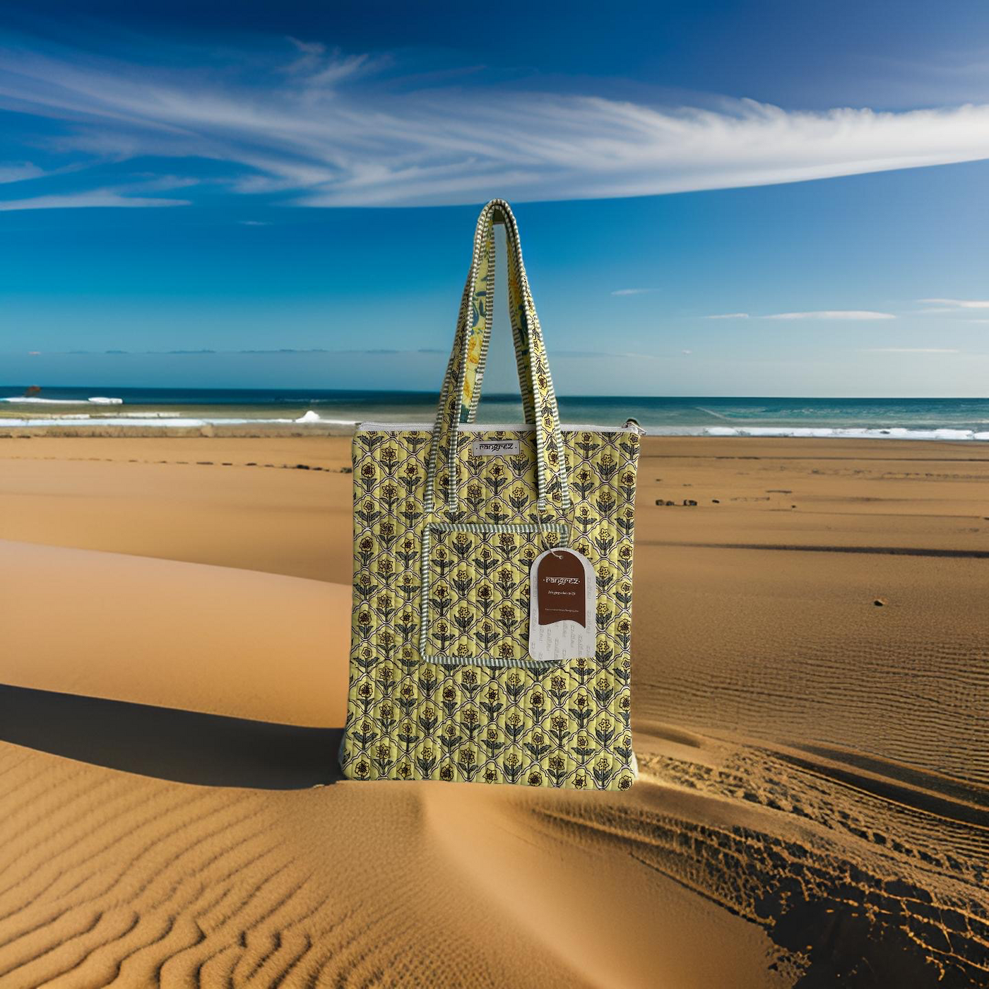 TRAVEL / BEACH TOTE BAG