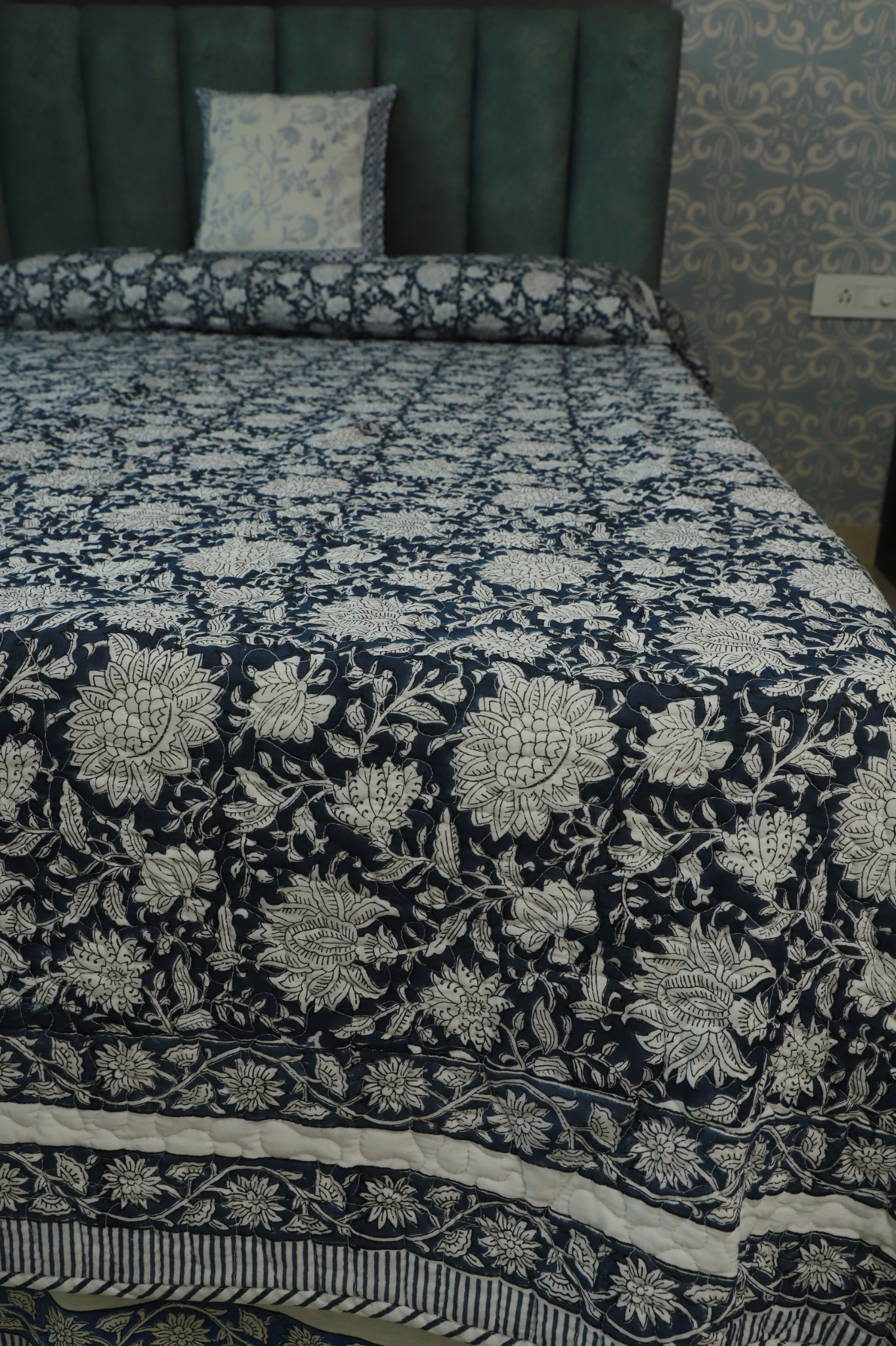 Indigo Mesh Melody Reversible Comforter With White Flower Motif