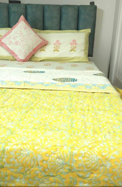 Artisan Touch ( AC )Cotton Heritage Quilt / Duvet with Mughal Vine Hand Block Print (King)