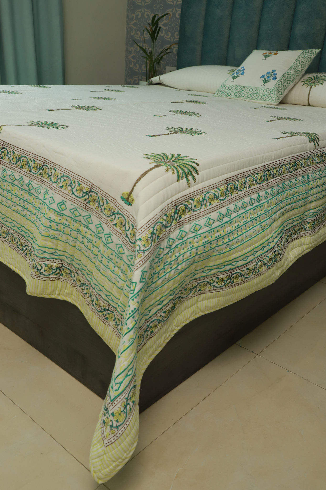 Green Palm Geometry Mirage Reversible  Comforter With Tropical Vibes