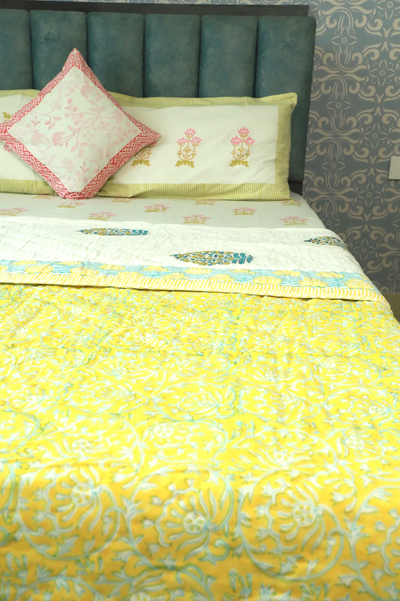 Artisan Touch ( AC )Cotton Heritage Quilt / Duvet with Mughal Vine Hand Block Print (King)