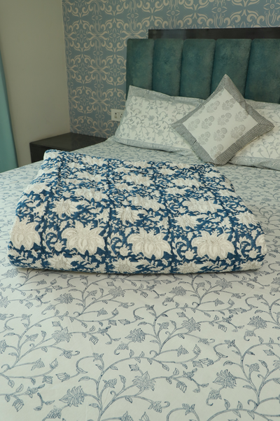 ARTISAN TOUCH ( AC )COTTON HERITAGE QUILT / DUVET WITH WHITE LOTUS HAND BLOCK PRINT  (King)