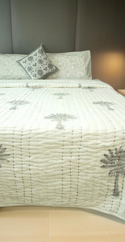 Artisan Touch (AC) Cotton Heritage Quilt/Duvet With Palm Tree Hand Block Print (Queen)